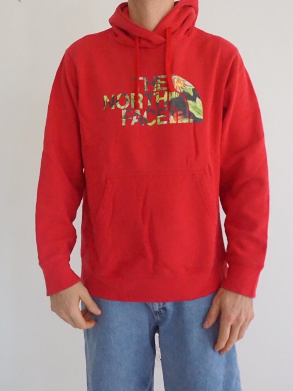 The North Face Red Tropical Leaf Logo Kangaroo Pocket Hiking Streetwear Hoodie M